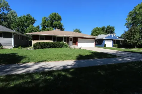 2742 Xenwood Avenue S Saint Louis Park MN 55416