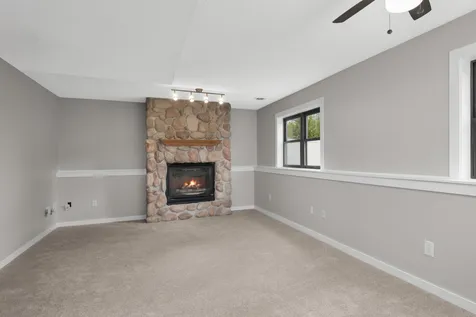 17550 Foxboro Lane Lakeville MN 55024