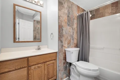 17550 Foxboro Lane Lakeville MN 55024