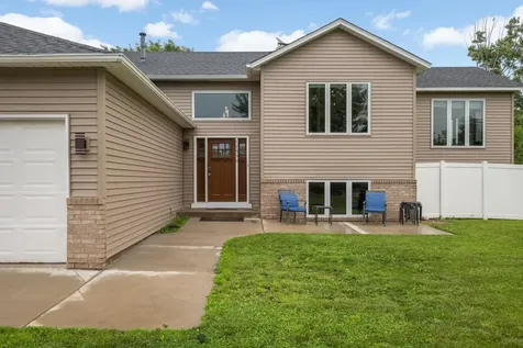 17550 Foxboro Lane Lakeville MN 55024