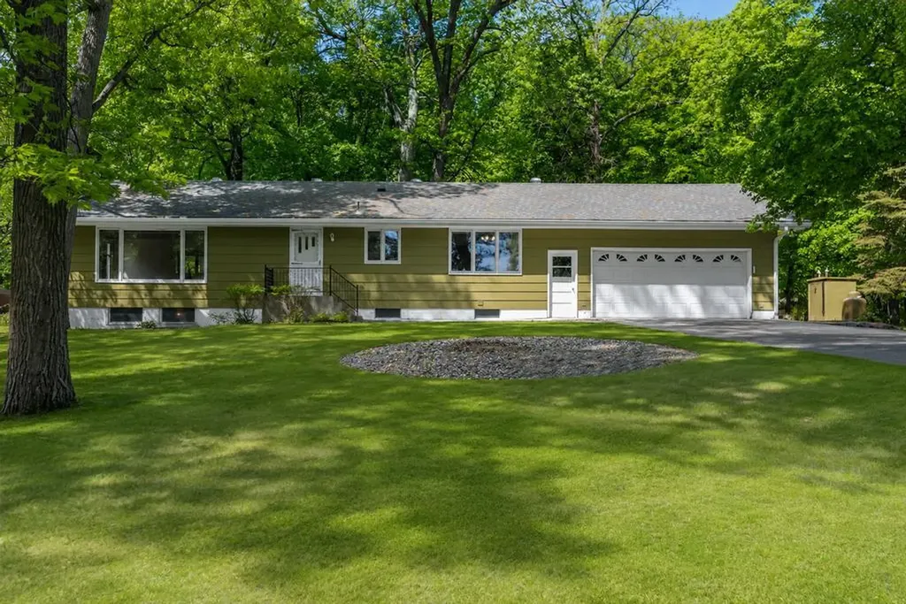 22805 Thompson Point Road Deerwood MN 56444