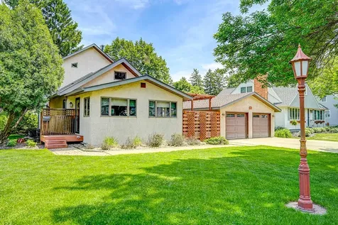 2702 Reardon Place North Saint Paul MN 55109