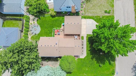 2702 Reardon Place N North Saint Paul MN 55109