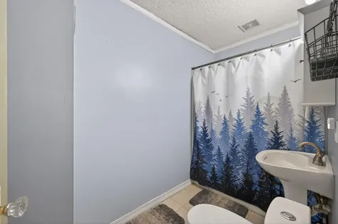 2719 16th Avenue E North Saint Paul MN 55109