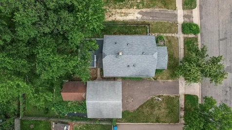 2719 16th Avenue E North Saint Paul MN 55109