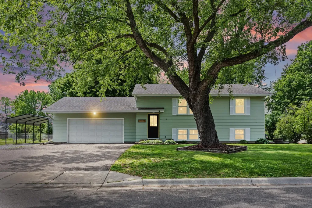 19815 Chili Avenue Farmington MN 55024
