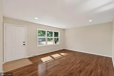 6601 Zealand Avenue N Brooklyn Park MN 55428