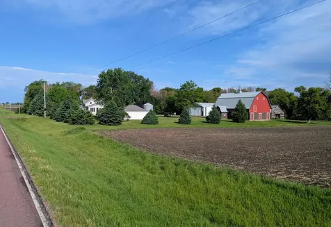 27600 County Road 18 Comfrey MN 56019