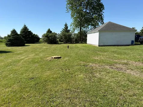 27600 County Road 18 Comfrey MN 56019