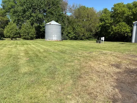 27600 County Road 18 Comfrey MN 56019