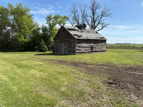 27600 County Road 18 Comfrey MN 56019