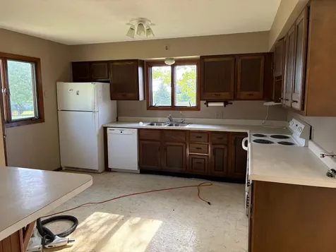 27600 County Road 18 Comfrey MN 56019