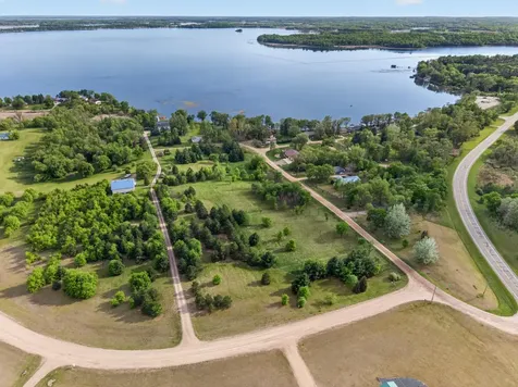32378 E Rosewood Drive Dent MN 56528