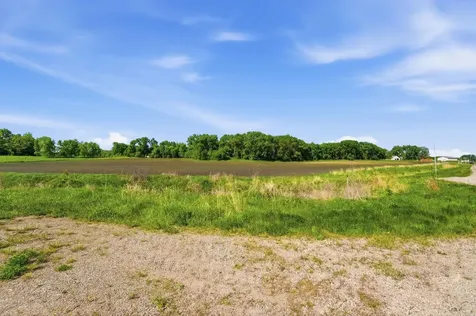 3077 Us-12 Willmar MN 56201