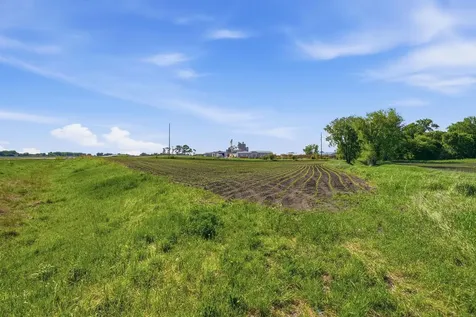 3077 Us-12 Willmar MN 56201