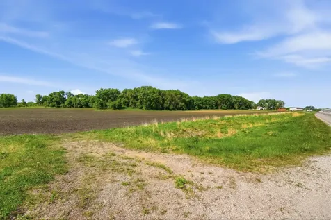 3077 Us-12 Willmar MN 56201