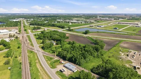 3077 Us-12 Willmar MN 56201