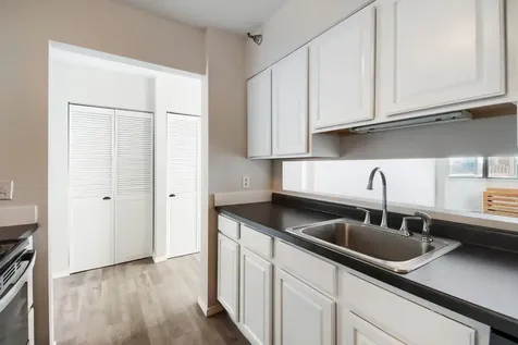 291 7th Street W Saint Paul MN 55102