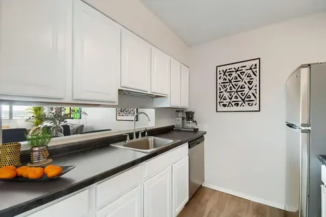 291 7th Street W Saint Paul MN 55102
