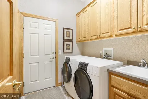 13233 Downey Trail Apple Valley MN 55124
