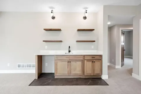 4986 Dodd Road Eagan MN 55123