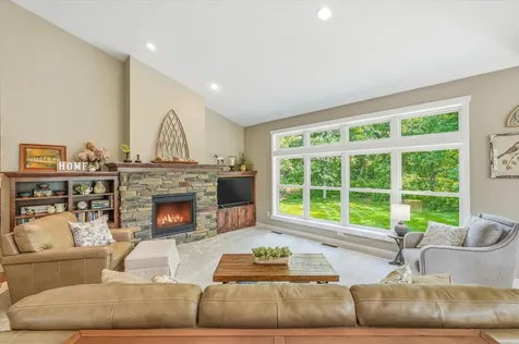 27427 107th Street NW Zimmerman MN 55398