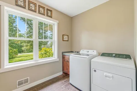 27427 107th Street NW Zimmerman MN 55398