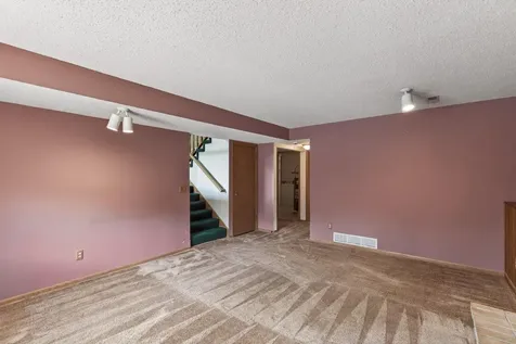 4433 W 131st Street Savage MN 55378