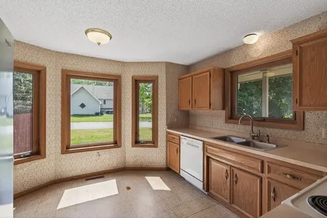 4433 W 131st Street Savage MN 55378