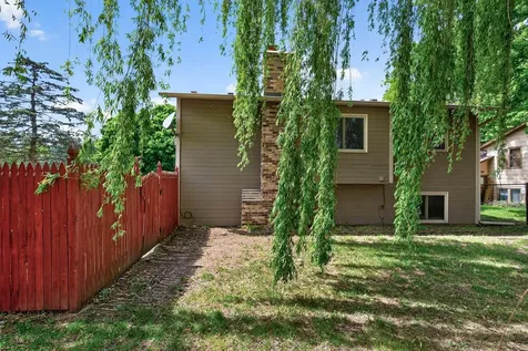 4433 W 131st Street Savage MN 55378