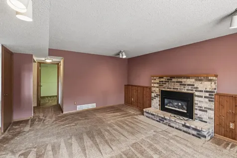 4433 W 131st Street Savage MN 55378