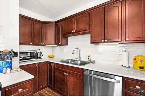 4407 W 6th Street Duluth MN 55807