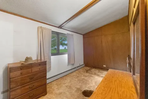 25975 630th Avenue Alden MN 56009