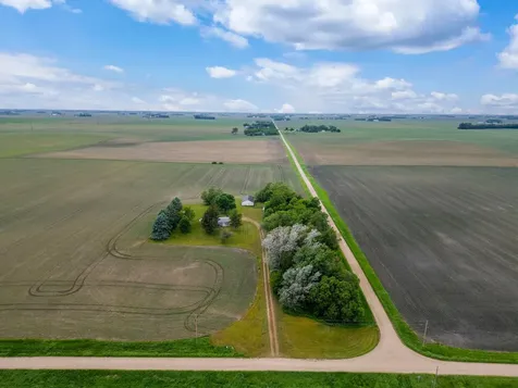 25975 630th Avenue Alden MN 56009