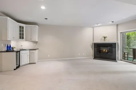 7238 Lewis Ridge Parkway Edina MN 55439