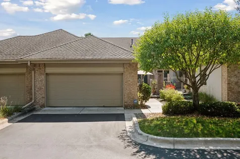 7238 Lewis Ridge Parkway Edina MN 55439
