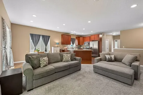 3165 Doneene Lane Eagan MN 55121
