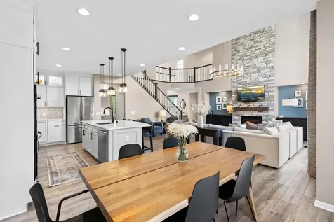 16920 Reeder Ridge Eden Prairie MN 55347
