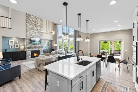 16920 Reeder Ridge Eden Prairie MN 55347