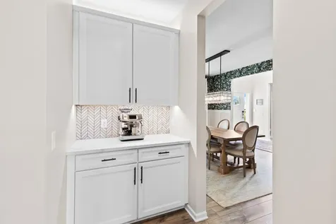16920 Reeder Ridge Eden Prairie MN 55347
