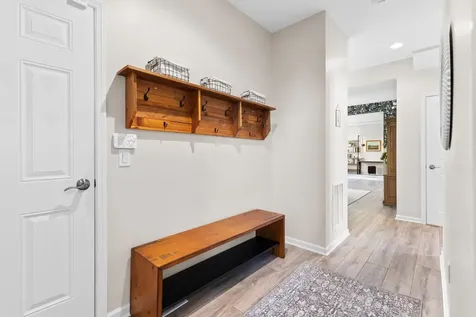 16920 Reeder Ridge Eden Prairie MN 55347