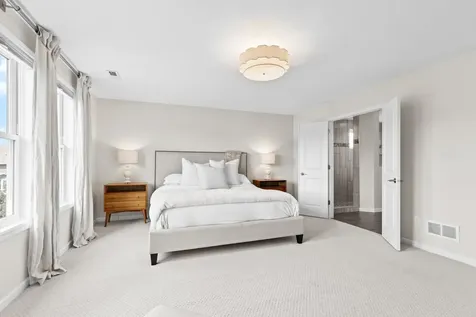 16920 Reeder Ridge Eden Prairie MN 55347