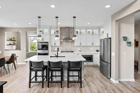 16920 Reeder Ridge Eden Prairie MN 55347