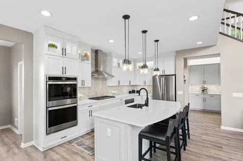 16920 Reeder Ridge Eden Prairie MN 55347