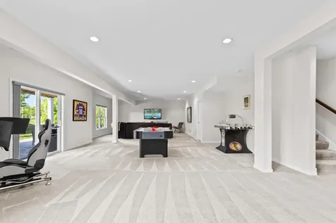 16920 Reeder Ridge Eden Prairie MN 55347