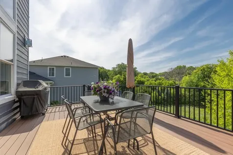 16920 Reeder Ridge Eden Prairie MN 55347