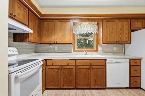 3904 Maryland Avenue N New Hope MN 55427