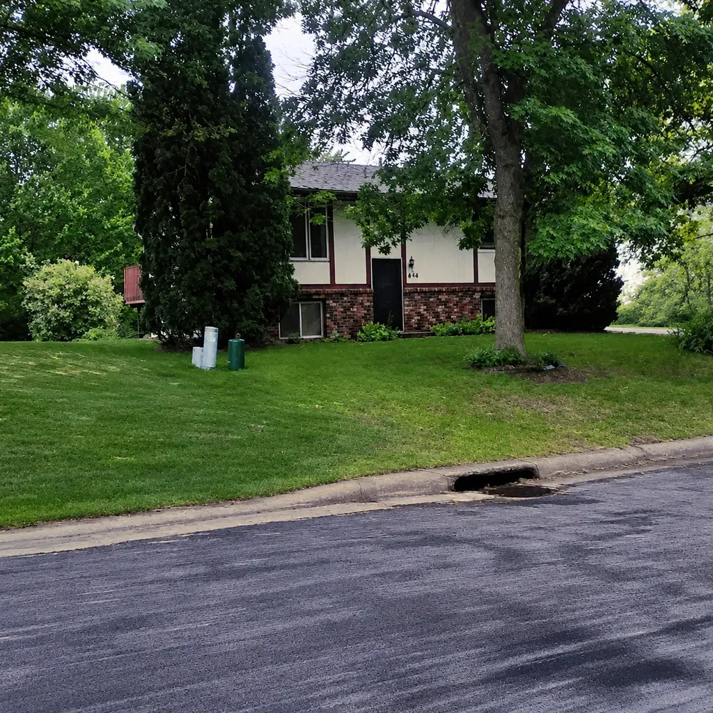 876 Pearl View Drive Sauk Rapids MN 56379