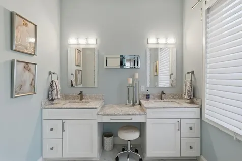 4829 Linden Cove Lane Savage MN 55378