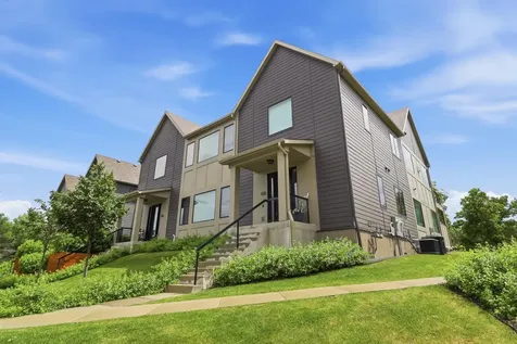 4829 Linden Cove Lane Savage MN 55378